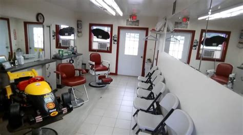 antonio's barber shop new windsor.